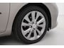 Toyota Auris 1.8 Hybrid Dynamic | Trekhaak | Navigatie | Keyless | Cruise Control | Clima | Camera | 17 inch | Bluetooth