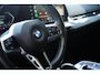 BMW X1 sDrive20i M Sport Panodak Led koplampen Camera Shadowline Stuur- en stoelverwarming 19 Inch Velgen