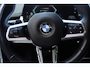 BMW X1 sDrive20i M Sport Panodak Led koplampen Camera Shadowline Stuur- en stoelverwarming 19 Inch Velgen