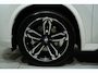 BMW X1 sDrive20i M Sport Panodak Led koplampen Camera Shadowline Stuur- en stoelverwarming 19 Inch Velgen