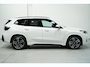 BMW X1 sDrive20i M Sport Panodak Led koplampen Camera Shadowline Stuur- en stoelverwarming 19 Inch Velgen