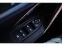 BMW X1 sDrive20i M Sport Panodak Led koplampen Camera Shadowline Stuur- en stoelverwarming 19 Inch Velgen