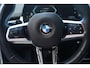 BMW X1 sDrive20i M Sport Panodak Led koplampen Camera Shadowline Stuur- en stoelverwarming 19 Inch Velgen