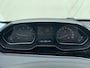 Peugeot 208 1.2 PureTech Signature Airco | AppleCarplay/ Android Auto | Cruise Control | DAB | Navi | PDC Achter |