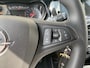 Opel Karl 1.0 Rocks Online Edition Airco | Cruise Control | DAB | Dakrails | LMV 15" | Navi | PDC Achter | Leuke Auto! |