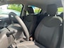 Opel Karl 1.0 Rocks Online Edition Airco | Cruise Control | DAB | Dakrails | LMV 15" | Navi | PDC Achter | Leuke Auto! |