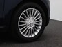 Volkswagen Up! 1.0 high up! BlueMotion 60PK Airco, Cruise Control, 16" LM Velgen, 40275KM, Radio, Elektr. Ramen, Parkeersensoren achter