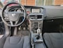 Volvo V40 1.6 D2 Kinetic 84kw 6-Bak Navi! Bj:2013 NAP