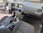 Volvo V40 1.6 D2 Kinetic 84kw 6-Bak Navi! Bj:2013 NAP