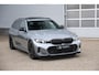 BMW 3-Serie Touring 320i M-Sport Pano|Trekh|360Cam|HUD|ACC|Iconic