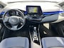Toyota C-HR / C-HR+ 1.8 Hybrid Bi-Tone Navigatie Stoelverwarming Trekhaak 1e Eigenaar Dealer onderhouden