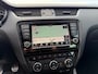 Skoda Octavia Combi 2.0 TSI RS 230 / Panoramadak / RS Schaalstoelen / Apple CarPlay-Android Auto / Stoelverwarming / Navi / Cruise