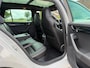 Skoda Octavia Combi 2.0 TSI RS 230 / Panoramadak / RS Schaalstoelen / Apple CarPlay-Android Auto / Stoelverwarming / Navi / Cruise