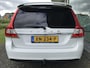 Volvo V70 2.0 T4 Classic Edition Automaat | Rijklaar incl garantie | Achterspoiler Standkachel Trekhaak Xenon
