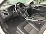 Volvo V70 2.0 T4 Classic Edition Automaat | Rijklaar incl garantie | Achterspoiler Standkachel Trekhaak Xenon