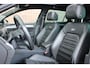 Volkswagen Passat Variant 1.5 TSI 150PK R-Line Business |PANO-DAK|TREKHAAK|LEER|19-INCH|