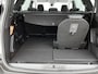 Peugeot 5008 1.2 130pk Blue Lease Allure Automaat | Trekhaak | Elektrische Klep | Navigatie | Climate Control | Cruise Control | LED | 19"LMV | Dodehoekdetectie | Keyless Entry/Start |