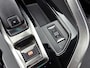 Peugeot 5008 1.2 130pk Blue Lease Allure Automaat | Trekhaak | Elektrische Klep | Navigatie | Climate Control | Cruise Control | LED | 19"LMV | Dodehoekdetectie | Keyless Entry/Start |