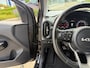 Kia Picanto 1.0 DPi DynamicLine 1e Eigenaar | Metallic lak | 16 inch Lichtmetalen velgen | Fabrieksgarantie t/m 05-10-2029 + 3x 1 jaar* | NAP