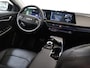 Kia EV6 Plus 77.4 kWh | Trekhaak | Lederen Interieur | Apple CarPlay/Android Auto | Stoel/Stuur verwarming | Camera | Stoelkoeling | Interieurverlichting | Adaptieve Cruise Control | Ele. kofferdeksel |