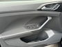 Volkswagen T-Cross 1.5 TSI 150pk DSG R-Line | Camera | Trekhaak | Navi | IQ light | Rijklaar incl. garantie