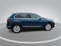 Volkswagen Tiguan 1.4TSIeHybrid 180kW/245PK Elegance · Panoramadak · Camera + Parkeersensoren · Apple/Android Car Play ·