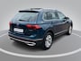Volkswagen Tiguan 1.4TSIeHybrid 180kW/245PK Elegance · Panoramadak · Camera + Parkeersensoren · Apple/Android Car Play ·