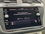 Volkswagen Tiguan 1.4TSIeHybrid 180kW/245PK Elegance · Panoramadak · Camera + Parkeersensoren · Apple/Android Car Play ·