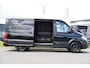 Volkswagen Crafter 35 2.0 TDI L3H2 Black Edition Camera, Cruise, Carplay, LED, Stoelverwarming, 177pk, Automaat, Clima, Trekhaak, Voorruit verwarming, Uniek!