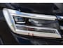 Volkswagen Crafter 35 2.0 TDI L3H2 Black Edition Camera, Cruise, Carplay, LED, Stoelverwarming, 177pk, Automaat, Clima, Trekhaak, Voorruit verwarming, Uniek!