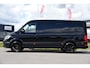 Volkswagen Crafter 35 2.0 TDI L3H2 Black Edition Camera, Cruise, Carplay, LED, Stoelverwarming, 177pk, Automaat, Clima, Trekhaak, Voorruit verwarming, Uniek!