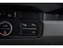 Volkswagen Crafter 35 2.0 TDI L3H2 Black Edition Camera, Cruise, Carplay, LED, Stoelverwarming, 177pk, Automaat, Clima, Trekhaak, Voorruit verwarming, Uniek!