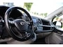Volkswagen Transporter 2.0 TDI L2H1 Highline Black Edition Cruise, Sensoren, Airco, 140pk, Automaat, Trekhaak, Voorruit verwarming, Uniek!