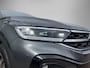 Volkswagen T-Roc 1.5TSI/150PK R-Line DSG · Trekhaak · Camera · Stoelverwarming · Navigatie · Apple/Android Car Play · Garantie t/m 29-04-2025
