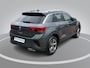 Volkswagen T-Roc 1.5TSI/150PK R-Line DSG · Trekhaak · Camera · Stoelverwarming · Navigatie · Apple/Android Car Play · Garantie t/m 29-04-2025