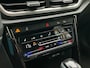 Volkswagen T-Roc 1.5TSI/150PK R-Line DSG · Trekhaak · Camera · Stoelverwarming · Navigatie · Apple/Android Car Play · Garantie t/m 29-04-2025
