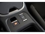 Jeep Avenger Summit 54 kWh | Camera | Elektrische Achterklep | Stoelverwarming | Verwarmd Voorraam | Parkeersensoren | Apple Carplay & Android Auto | Navigatie |