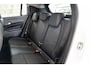 Jeep Avenger Summit 54 kWh | Camera | Elektrische Achterklep | Stoelverwarming | Verwarmd Voorraam | Parkeersensoren | Apple Carplay & Android Auto | Navigatie |