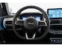 Jeep Avenger Summit 54 kWh | Camera | Elektrische Achterklep | Stoelverwarming | Verwarmd Voorraam | Parkeersensoren | Apple Carplay & Android Auto | Navigatie |