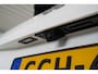 Jeep Avenger Summit 54 kWh | Camera | Elektrische Achterklep | Stoelverwarming | Verwarmd Voorraam | Parkeersensoren | Apple Carplay & Android Auto | Navigatie |
