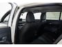 Jeep Avenger Summit 54 kWh | Camera | Elektrische Achterklep | Stoelverwarming | Verwarmd Voorraam | Parkeersensoren | Apple Carplay & Android Auto | Navigatie |