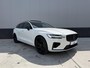 Volvo V60 2.0 T8 Hybrid 455pk AWD Ultra Dark | Bowers & Wilkins | Panorama | Massage | 360 Camera | Stoelventilatie | SOH 100%| Black Edition