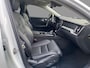 Volvo V60 2.0 T8 Plug-in hybrid AWD Ultra Dark | Bowers & Wilkins | Panorama | Massage | 360 Camera | Stoelventilatie