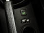 Renault Captur 1.3 TCe Intens Camera, Navi, Cruise control, Keyless start, A start stop, Lichtmetalen velgen, Clima, Radio