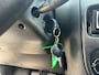Peugeot 206 1.6 XS 5drs | nieuwe apk keuring | rijd en schakelt goed ! gewoon goedkoop !