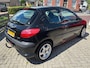 Peugeot 206 1.6 XS 5drs | nieuwe apk keuring | rijd en schakelt goed ! gewoon goedkoop !