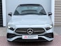 Mercedes-Benz A-klasse 200 AMG Line Pano/Sfeer/Night/Camera