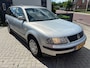 Volkswagen Passat Variant 1.8-5V Trendline | lange apk | trekhaak | airco | cruise !!