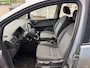 Ford C-Max Focus 1.8-16V Trend Inruilauto’s tegen vaste prijzen. Voor meer info: 0638140850 Bij de verkoop van gebruikte voertuigen door CD-Cars wordt geen standaard garantie verstrekt. De koper aanvaardt het voertuig in de staat waarin het zich bevindt op het moment van aankoop