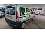 Renault Kangoo 1.4 Privilège Automaat!! Rolstoel vervoer met neerwaardse klep achter + extra stoel.